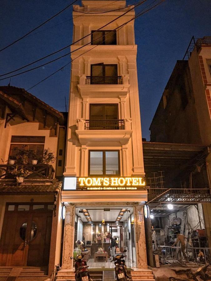 Tom'S Hotel Шапа Экстерьер фото