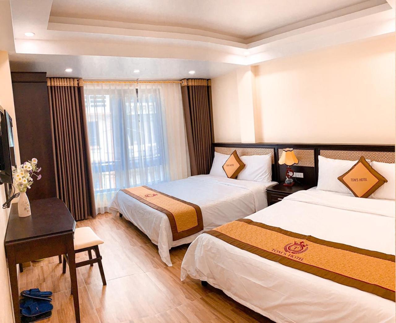 Tom'S Hotel Шапа Экстерьер фото